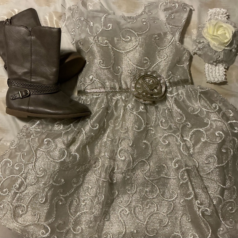 Toddler Girls Silver Gold Glittered Dress Set